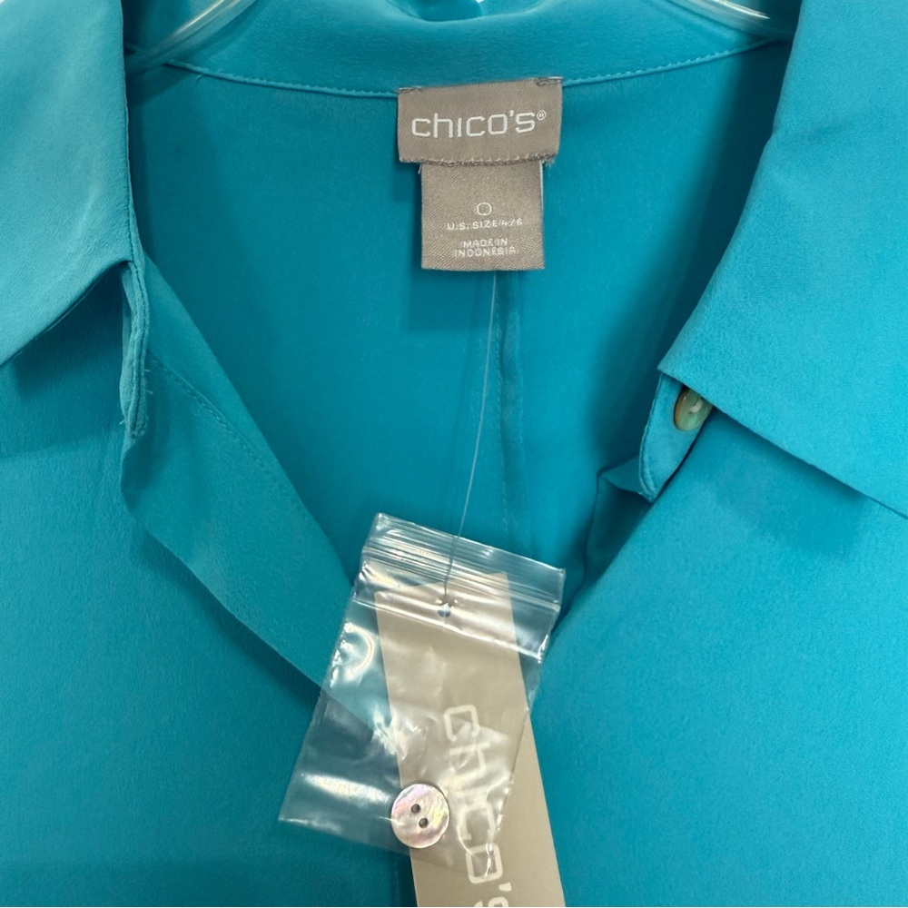 NWT Chicos Blue Button Down Collared Blouse Boxy Oversized Career Work - Picture 3 of 7